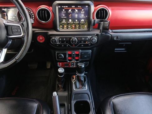 Used 2022 Jeep Gladiator Rubicon w/ LED Lighting Group AWD/4WD image 3