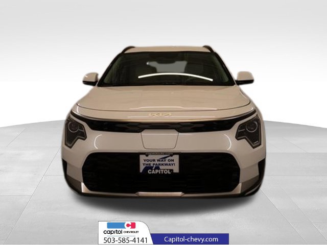 Used 2023 Kia Niro Wind w/ Wind Preserve Package FWD image 7