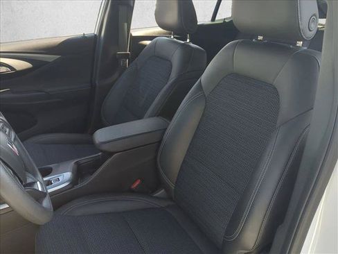 Used 2024 Buick Envista Preferred FWD image 15