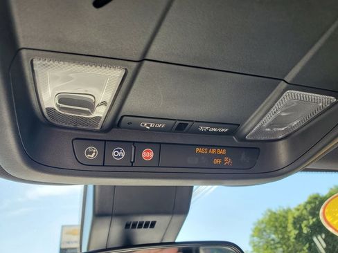 Used 2022 Chevrolet Equinox RS w/ Infotainment Package AWD/4WD image 29