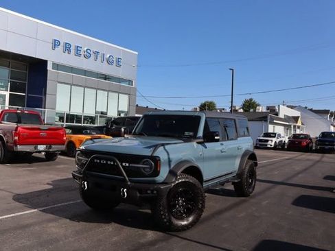Used 2021 Ford Bronco First Edition AWD/4WD image 1
