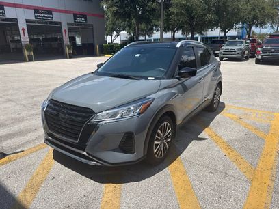 Used 2022 Nissan Kicks SV