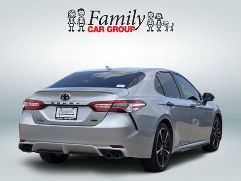 Used 2020 Toyota Camry XSE FWD image 4