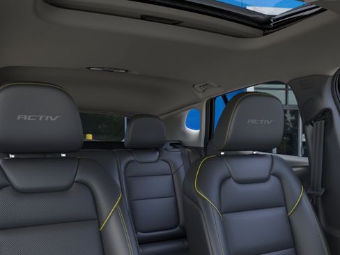 New 2026 Chevrolet Trax ACTIV FWD image 24