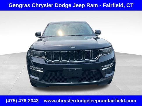 Certified 2023 Jeep Grand Cherokee Limited w/ Luxury Tech Group II AWD/4WD image 2