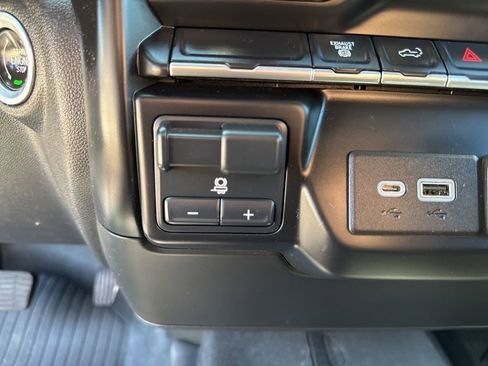 Used 2023 Chevrolet Silverado 2500 LT w/ Convenience Package AWD/4WD image 42