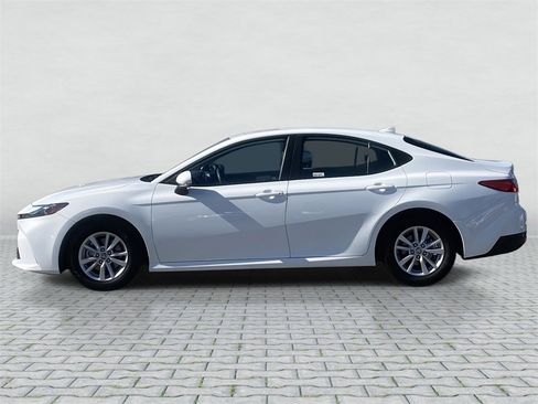 Certified 2025 Toyota Camry LE image 2