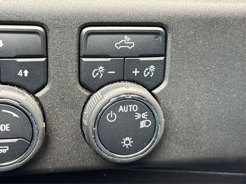 Certified 2024 Chevrolet Silverado 2500 LT image 24