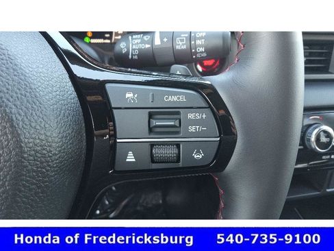 Used 2025 Honda Pilot Black Edition image 14