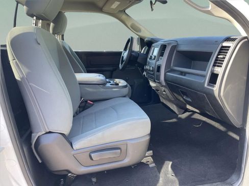 Used 2017 RAM 1500 Tradesman w/ Chrome Appearance Group image 16