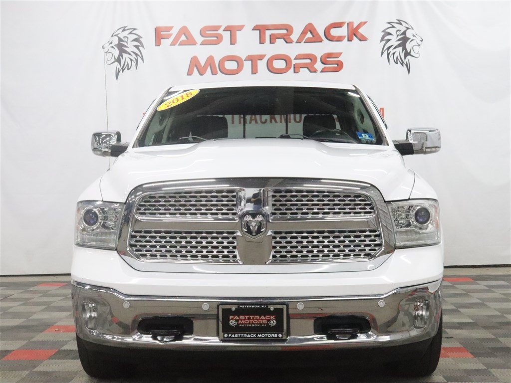 Used 2018 RAM 1500 Laramie w/ Convenience Group AWD/4WD image 2
