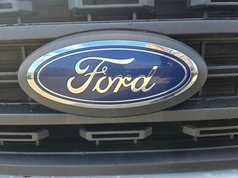 Used 2021 Ford F150 XL w/ Trailer Tow Package image 30