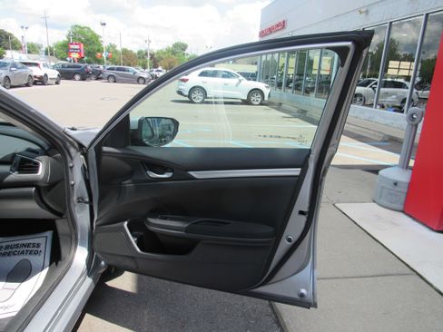 Used 2017 Honda Civic LX image 10