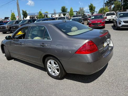 Used 2006 Honda Accord EX image 6