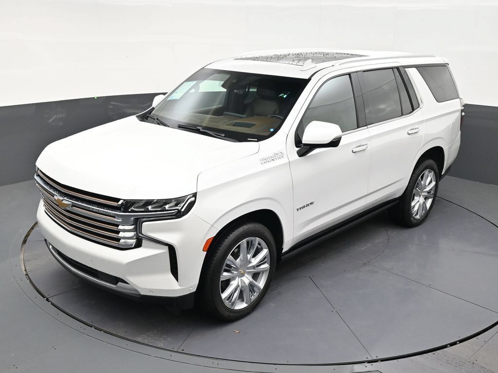 Used 2023 Chevrolet Tahoe High Country w/ Advanced Technology Package RWD image 12