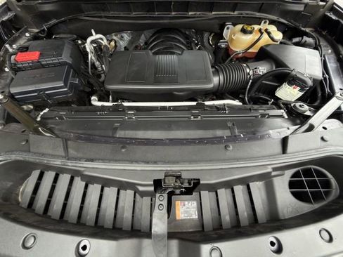 Used 2022 Chevrolet Suburban RST w/ Luxury Package RWD image 40