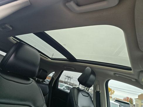 Used 2020 Ford Edge SEL w/ Convenience Package image 13