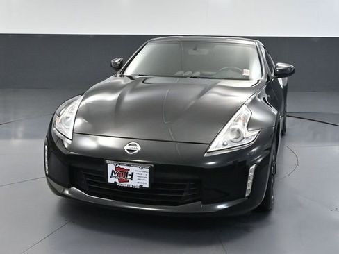 Used 2016 Nissan 370Z Coupe image 10