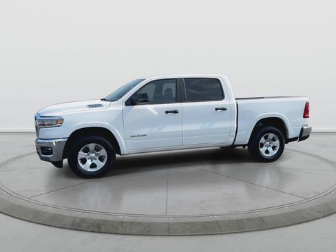 Used 2025 RAM 1500 Big Horn AWD/4WD image 5