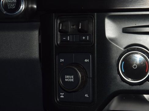 Used 2023 Ford F350 Lariat w/ Lariat Ultimate Package image 34