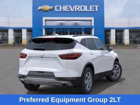 New 2026 Chevrolet Blazer LT w/ Convenience Package FWD image 5
