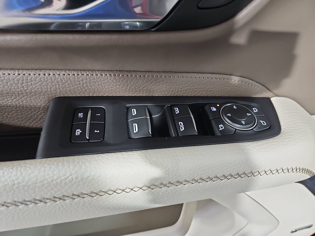 Certified 2023 GMC Yukon Denali AWD/4WD image 35