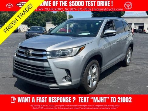 Used 2018 Toyota Highlander Limited FWD image 1