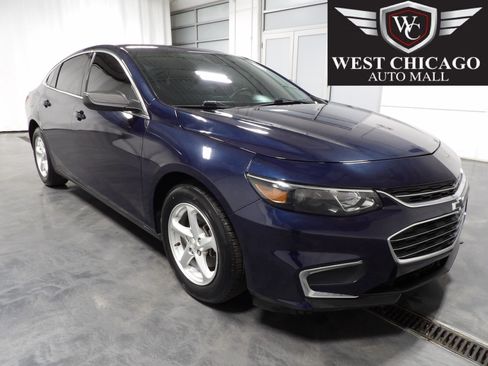 Used 2018 Chevrolet Malibu LS image 1