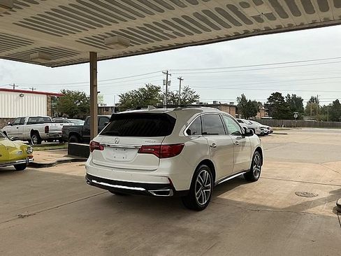 Used 2017 Acura MDX FWD w/ Advance & Entertainment image 5