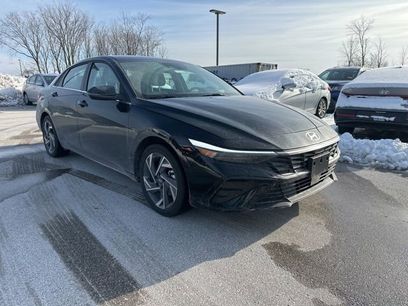 Certified 2025 Hyundai Elantra Limited