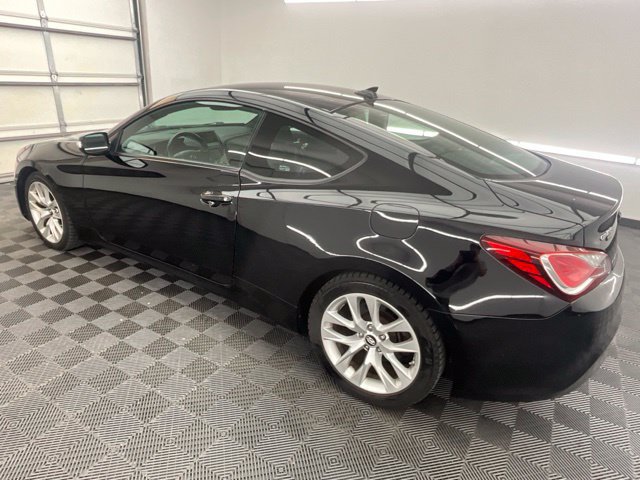 Used 2015 Hyundai Genesis 3.8 RWD image 20