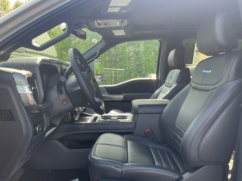 New 2026 Ford F250 Platinum AWD/4WD image 16
