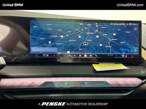 Used 2025 BMW X3 xDrive30i w/ Premium Package image 18