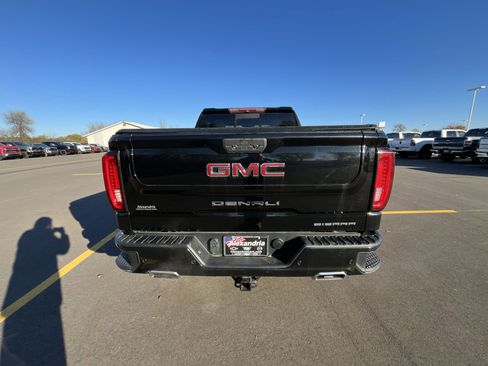 Certified 2019 GMC Sierra 1500 Denali w/ Technology Package image 33