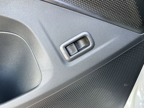 New 2026 Volkswagen Tiguan SE R-Line FWD image 20