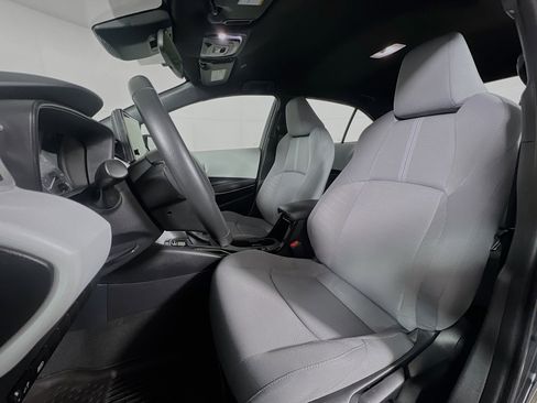 Certified 2025 Toyota Corolla SE FWD image 11