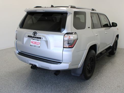 Used 2024 Toyota 4Runner SR5 Premium w/ Moonroof Package RWD image 7