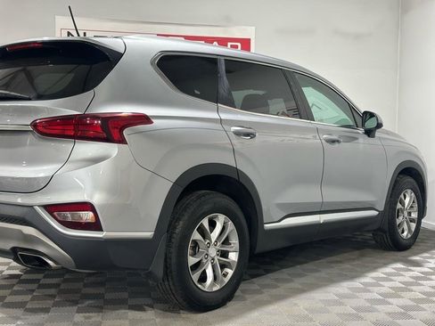 Used 2020 Hyundai Santa Fe SE image 10