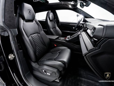 Used 2024 Lamborghini Urus S image 46