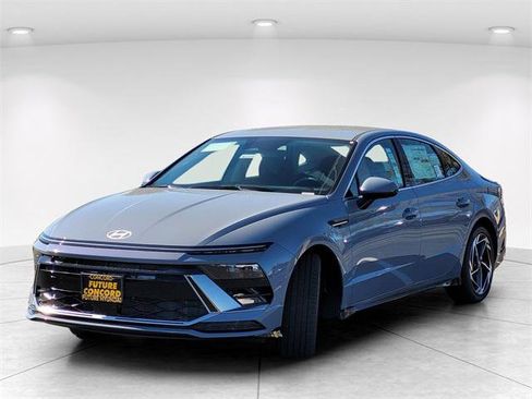 New 2026 Hyundai Sonata SEL image 2