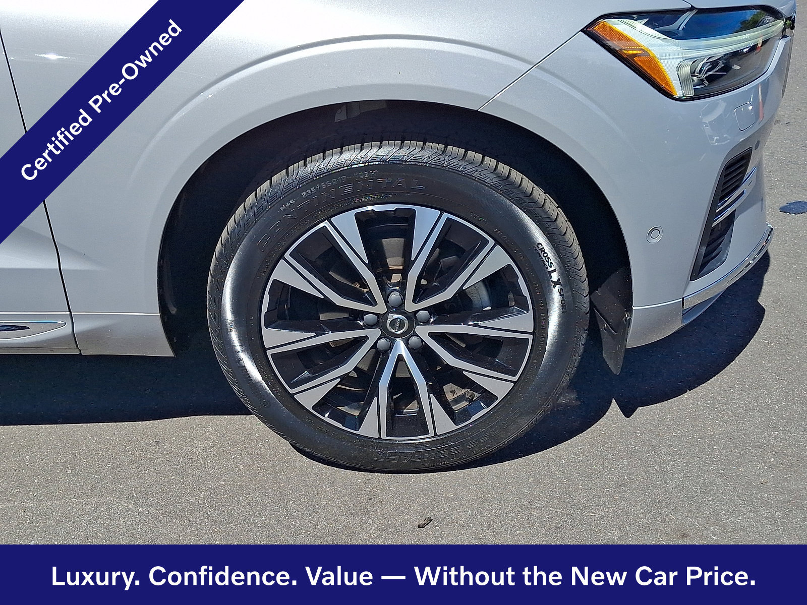 Certified 2023 Volvo XC60 B5 Plus w/ Climate Package AWD/4WD image 9