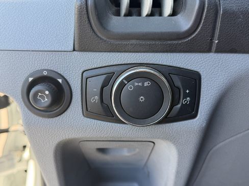 Used 2019 Ford Transit 250 148 Medium Roof RWD image 11