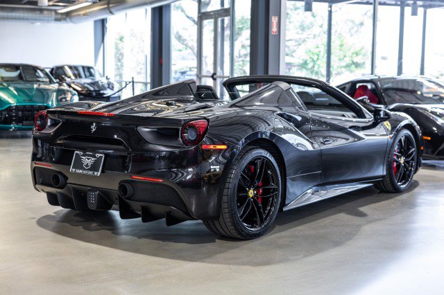 Used 2018 Ferrari 488 Spider RWD image 6