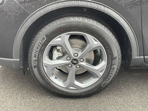 Used 2025 Ford Escape ST-Line image 11