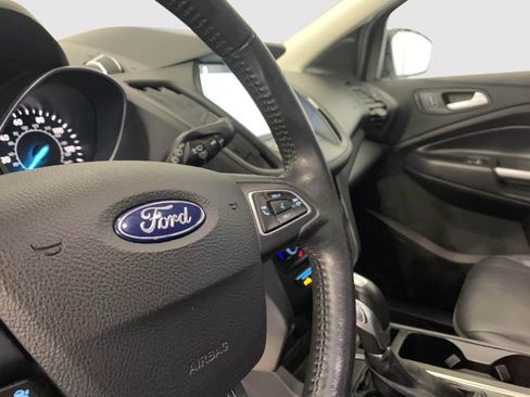 Used 2019 Ford Escape SEL image 50