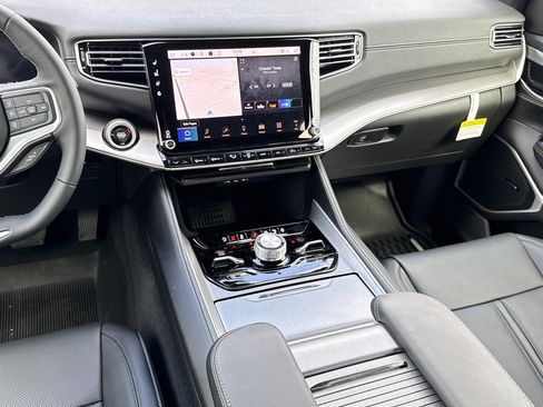 New 2026 Jeep Grand Wagoneer 4WD image 16