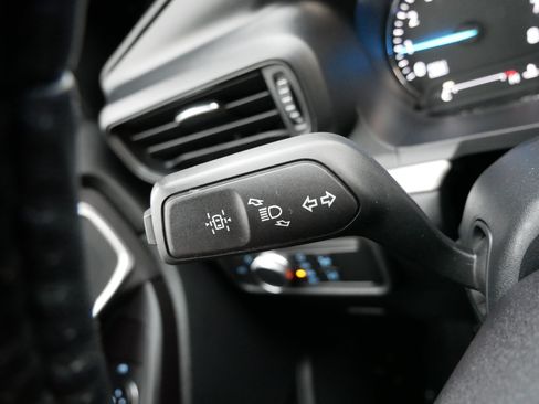 Used 2020 Ford Explorer XLT w/ Comfort Package AWD/4WD image 28