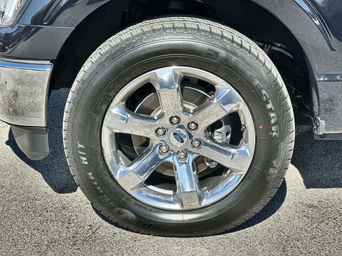 Used 2021 Ford F150 Lariat w/ Max Trailer Tow Package image 32