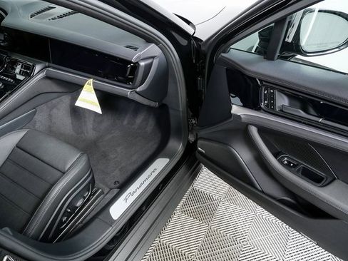 New 2026 Porsche Panamera image 24