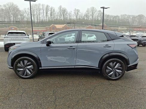 Used 2024 Nissan Ariya AWD image 4